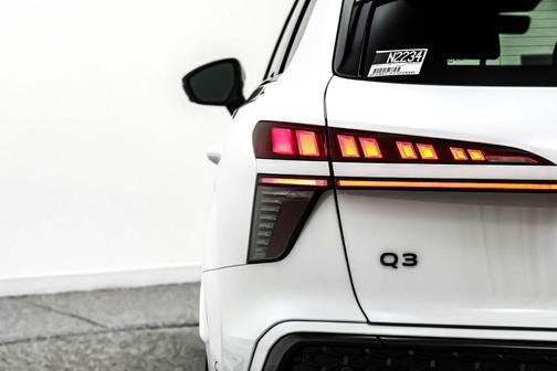 Arkona White 2026 Audi Q3 TFSI quattro S tronic