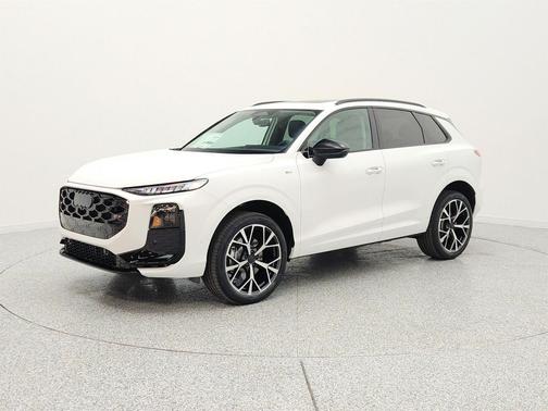 Arkona White 2026 Audi Q3 TFSI quattro S tronic