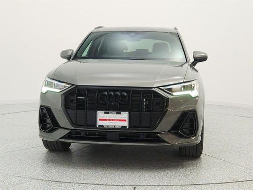Chronos Gray Metallic 2022 Audi Q3 45 S line Premium Plus