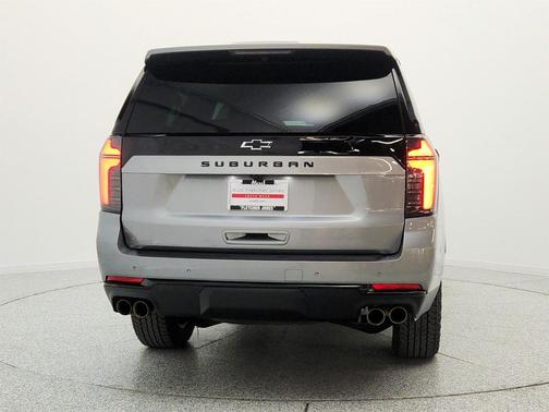 Sterling Gray Metallic 2025 Chevrolet Suburban 4WD Z71