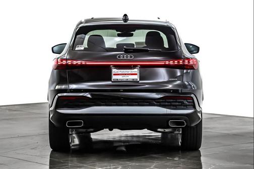 2025 Audi Q5 Premium Plus