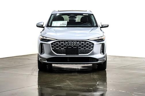 2025 Audi Q5 Premium Plus