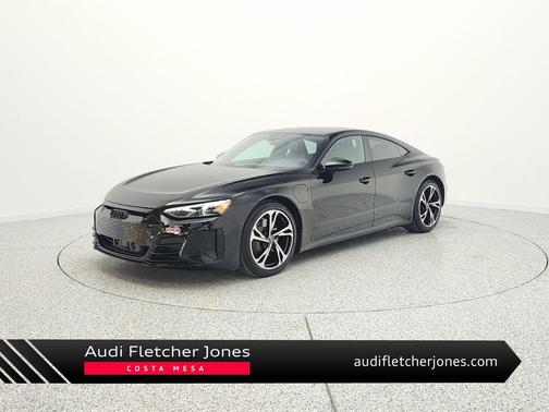 Mythos Black Metallic 2023 Audi e-tron GT Premium Plus quattro