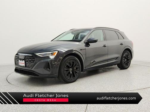 Manhattan Gray Metallic 2024 Audi Q8 e-tron Prestige