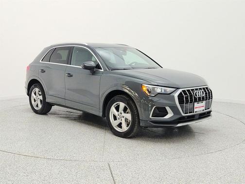 Nano Gray Metallic 2020 Audi Q3 45 Premium