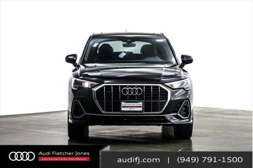2022 Audi Q3 45 S line Premium