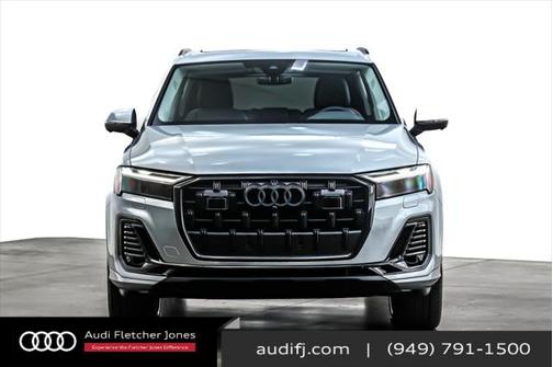 2025 Audi Q7 55 Premium Plus
