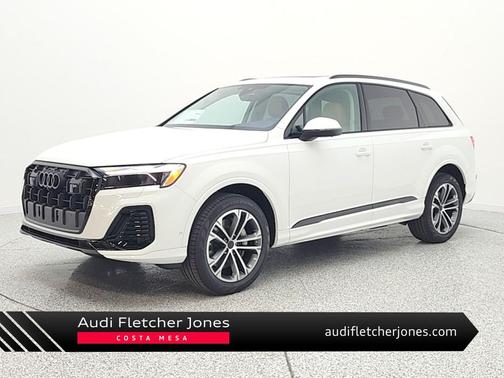 2026 Audi Q7 45 Premium Plus