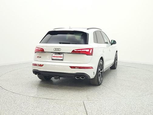 Glacier White Metallic 2023 Audi SQ5 3.0T Premium Plus