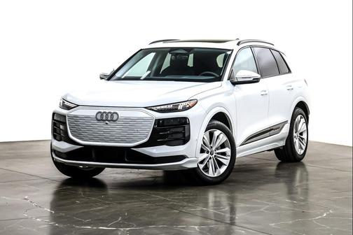 2025 Audi Q6 e-tron Premium Plus