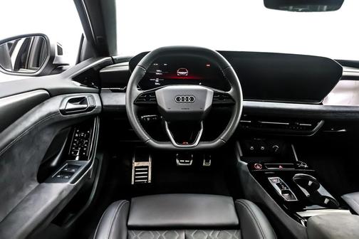 2025 Audi S6 e-tron Premium