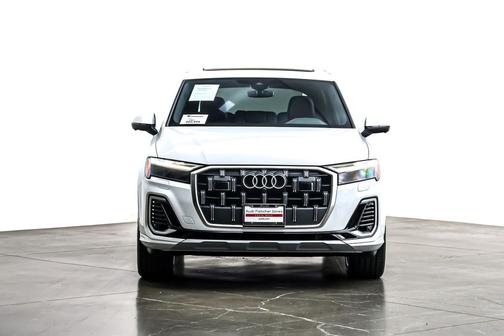 2025 Audi Q7 55 Premium Plus