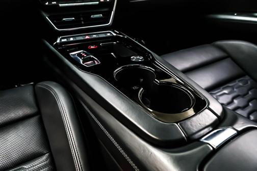 2022 Audi e-tron GT Premium Plus