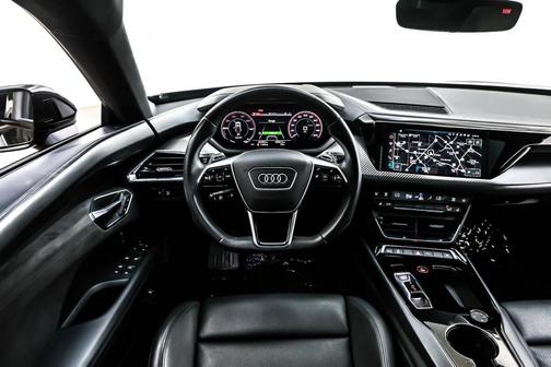 2022 Audi e-tron GT Premium Plus