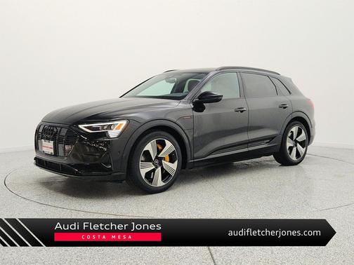 Mythos Black Metallic 2023 Audi e-tron Premium Plus