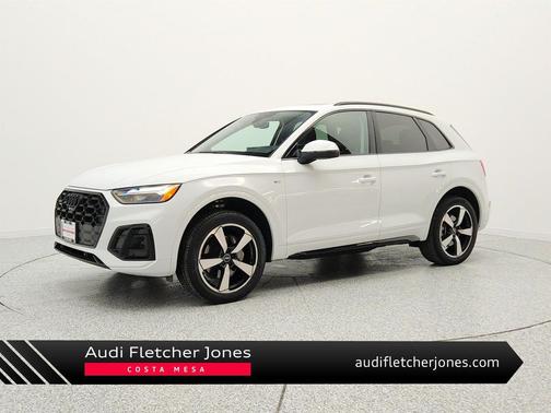 Glacier White Metallic 2023 Audi Q5 45 S line Premium Plus