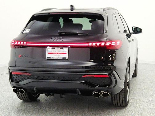 Mythos Black Metallic 2026 Audi SQ5 3.0T Premium Plus