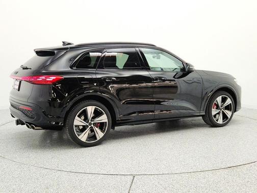 Mythos Black Metallic 2026 Audi SQ5 3.0T Premium Plus