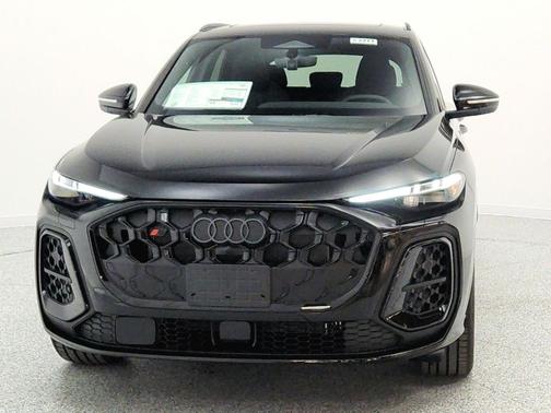 Mythos Black Metallic 2026 Audi SQ5 3.0T Premium Plus