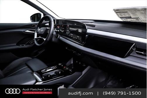 2025 Audi Q6 e-tron Premium Plus quattro