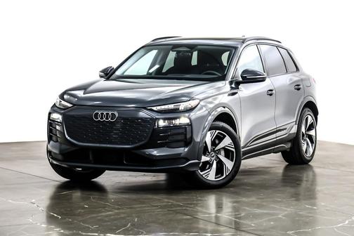 2025 Audi Q6 e-tron Premium Plus quattro