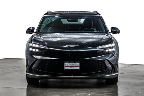 2023 Genesis GV60 Advanced AWD