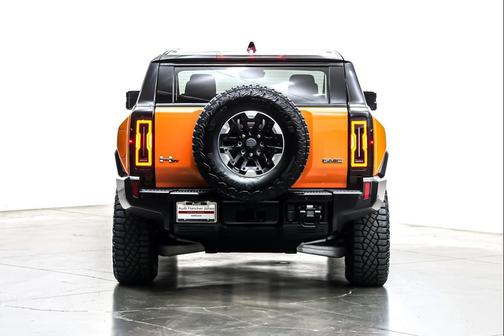2024 GMC HUMMER EV SUV 2X