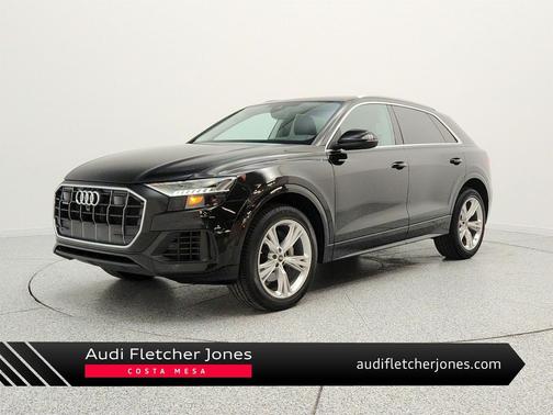 Mythos Black Metallic 2023 Audi Q8 55 Premium Plus
