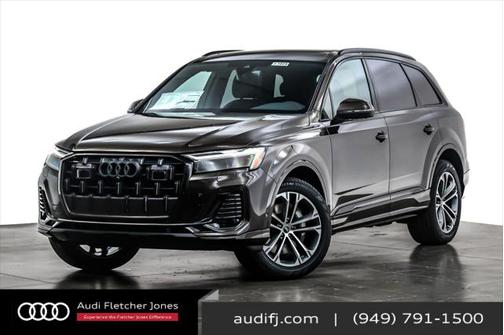 2025 Audi Q7 45 Premium Plus