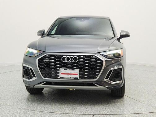 Daytona Gray Pearl Effect 2023 Audi Q5 45 S line Premium