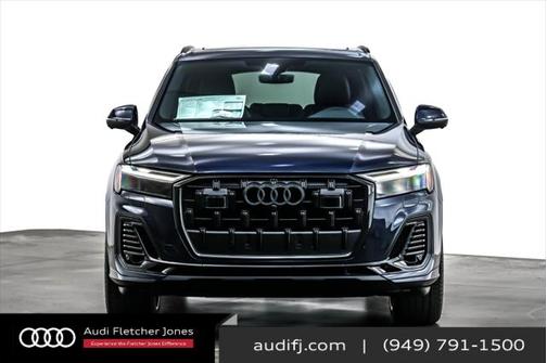 2025 Audi Q7 55 Premium Plus