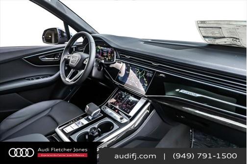 2025 Audi Q7 55 Premium Plus