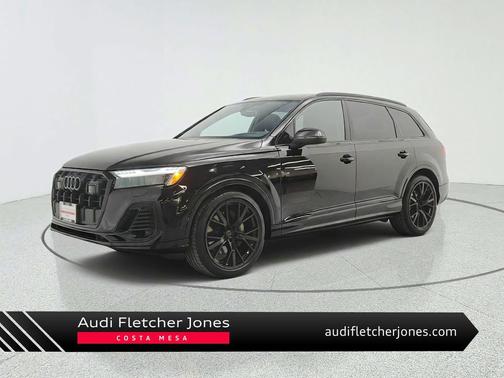 Mythos Black Metallic 2025 Audi Q7 55 Prestige