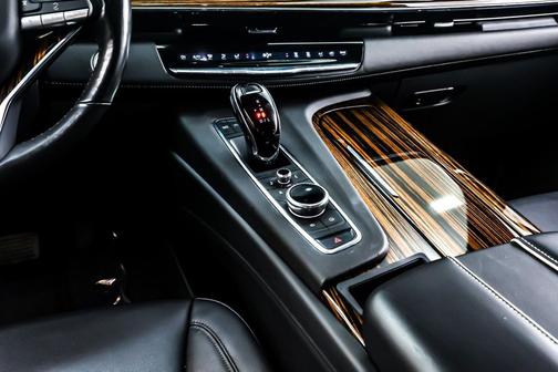 2024 Cadillac Escalade ESV Luxury