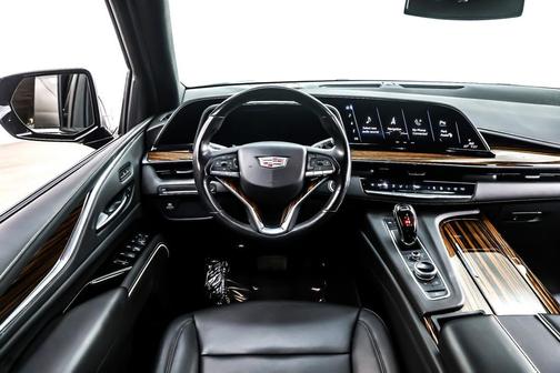 2024 Cadillac Escalade ESV Luxury