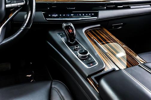 2024 Cadillac Escalade ESV Luxury