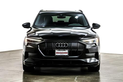 2022 Audi e-tron Premium