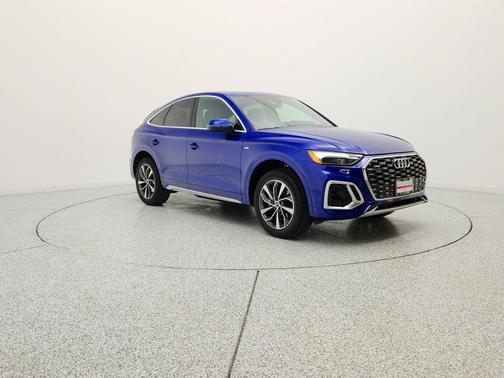 Ultra Blue Metallic 2022 Audi Q5 45 S line Premium
