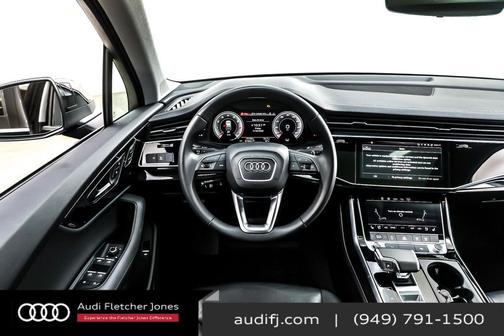 2023 Audi Q7 55 Premium Plus