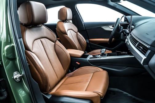 2023 Audi A4 45 S line Premium Plus