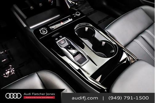 2025 Audi Q6 e-tron Premium Plus quattro