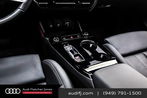 2025 Audi Q6 e-tron Premium Plus quattro