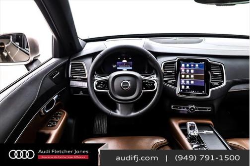 2023 Volvo XC90 B6 Ultimate 7-Seater