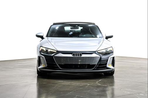 2022 Audi e-tron GT Premium Plus