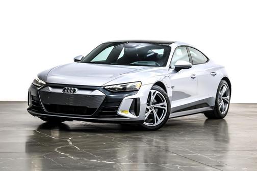 2022 Audi e-tron GT Premium Plus