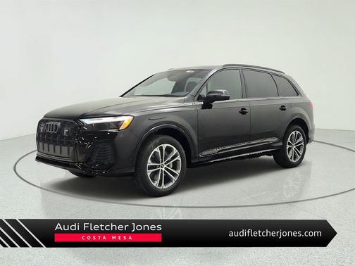 Mythos Black Metallic 2026 Audi Q7 45 Premium Plus