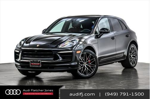 2022 Porsche Macan Base