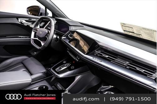 2025 Audi Q4 e-tron Sportback Premium Plus 55 quattro