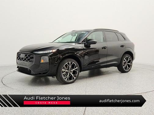 Mythos Black Metallic 2026 Audi Q3 TFSI quattro S tronic