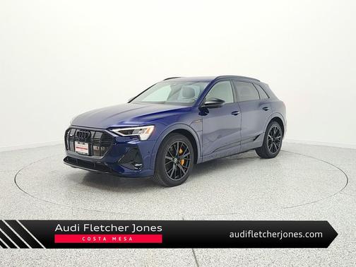 Navarra Blue Metallic 2022 Audi e-tron Chronos